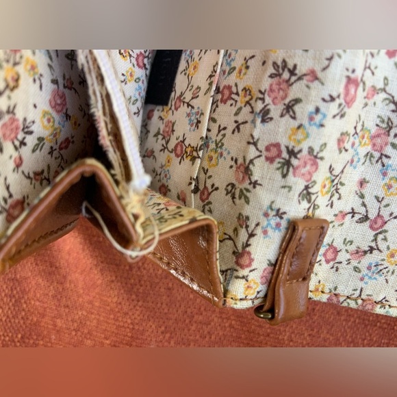 Steve Madden Chain Crossbody Faux Leather Small Bag - Picture 9 of 15